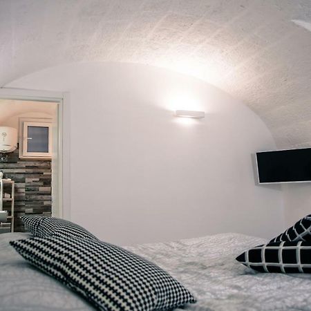 Casa Vacanze Antiche Mura E Poi Монополи Экстерьер фото