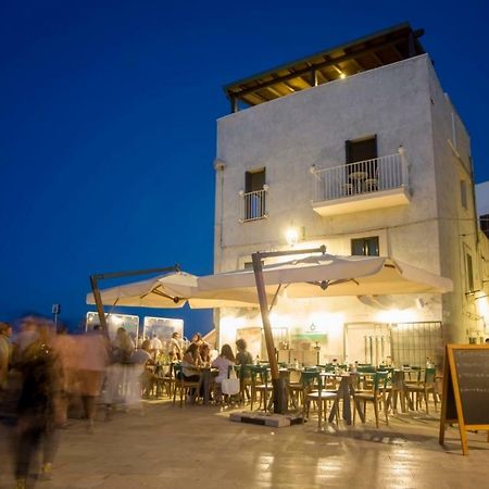 Casa Vacanze Antiche Mura E Poi Монополи Экстерьер фото