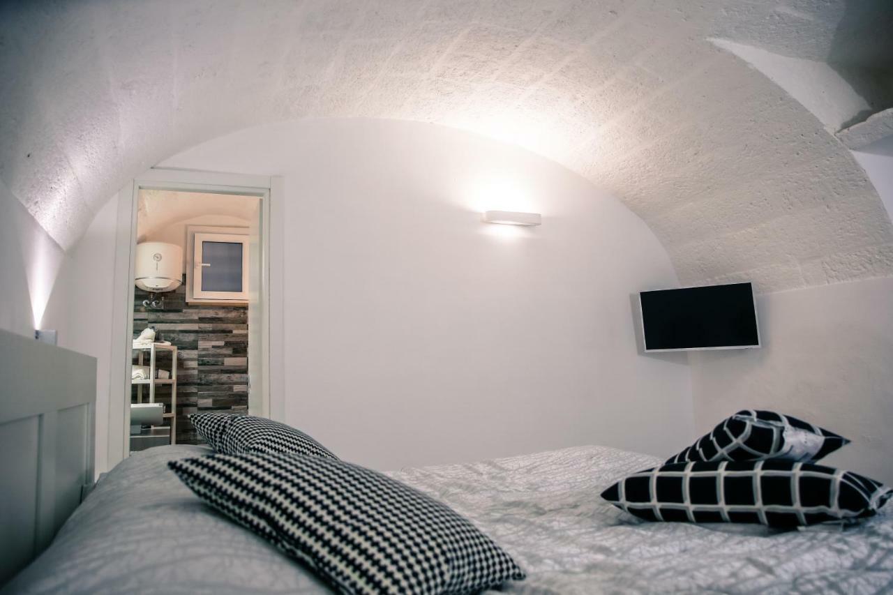 Casa Vacanze Antiche Mura E Poi Монополи Экстерьер фото