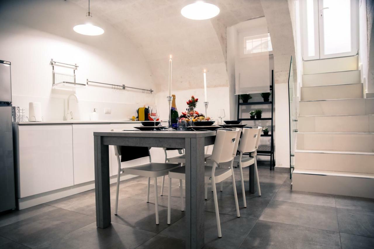 Casa Vacanze Antiche Mura E Poi Монополи Экстерьер фото